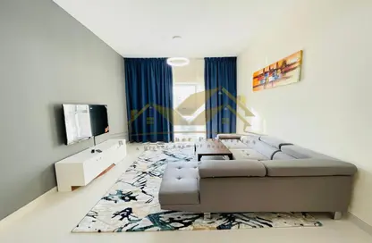 Apartment - 2 Bedrooms - 3 Bathrooms for rent in Jumeirah Garden City - Al Satwa - Dubai