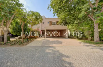 فيلا - 4 غرف نوم - 5 حمامات للايجار في مجتمع الحدائق - مجتمع الحدائق - مجمع دبي للإستثمار - دبي