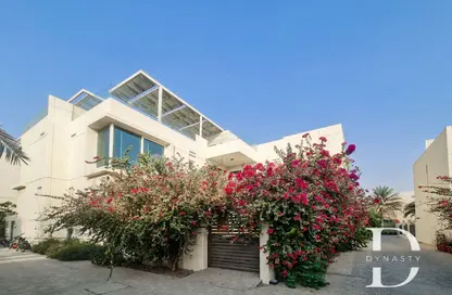 فيلا - 3 غرف نوم - 4 حمامات للايجار في كلستر 3 - المدينة المستدامة - دبي