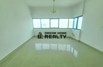 Apartment - 1 Bedroom - 2 Bathrooms for rent in Al Mamzar - Sharjah - Sharjah