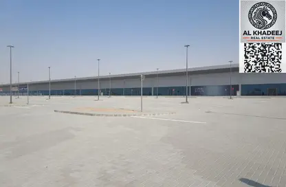 Shop - Studio - 4 Bathrooms for rent in Al Zaheya Gardens - Al Zahya - Ajman