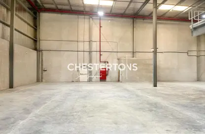 Warehouse - Studio for rent in Phase 1 - Dubai Investment Park (DIP) - Dubai