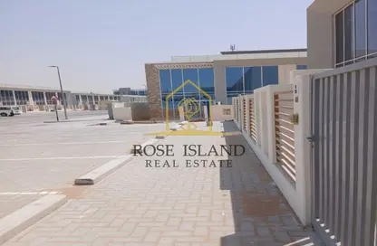 تاون هاوس - غرفة نوم - 2 حمامات للبيع في روكان 3 - دبي لاند - دبي