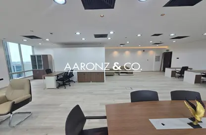 مكتب - استوديو للايجار في القمة - الخليج التجاري - دبي