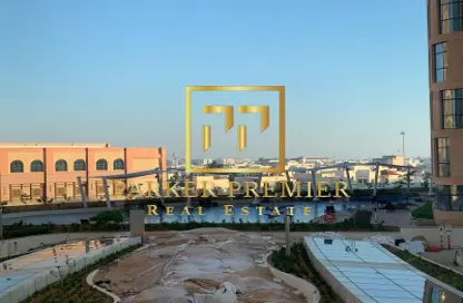 دوبلكس - 3 غرف نوم - 4 حمامات للايجار في يونايتد سكوير - الخالدية - أبوظبي