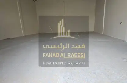 Warehouse - Studio - 2 Bathrooms for rent in Umm Al Thuoob - Umm Al Quwain