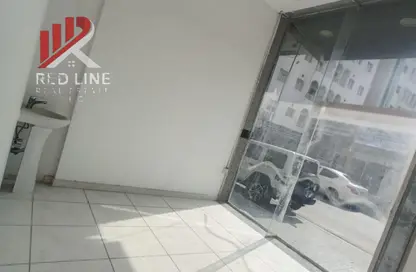 Shop - Studio - 1 Bathroom for rent in Al Butina - Sharjah