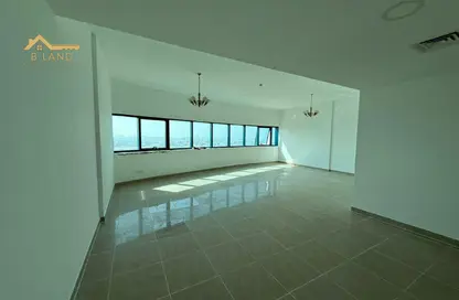 شقة - 3 غرف نوم - 3 حمامات للايجار في شارع التعاون الجديد - التعاون - الشارقة