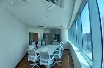 مكتب - استوديو - 1 حمام للايجار في برج الأعمال - الخليج التجاري - دبي
