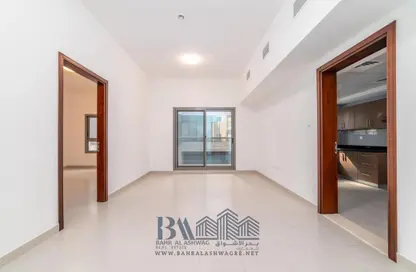 Apartment - 2 Bedrooms - 2 Bathrooms for rent in Al Muteena Building - Al Muteena - Deira - Dubai