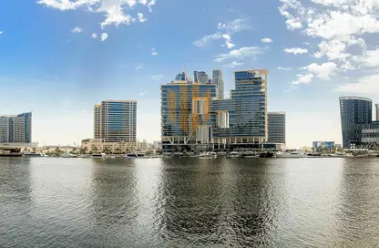 Apartment - Studio - 1 Bathroom for sale in Tower C - DAMAC Towers by Paramount - Business Bay - Dubai