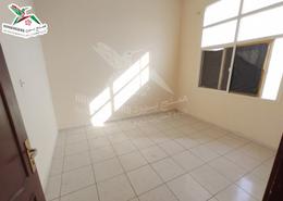 Apartment - 2 bedrooms - 1 bathroom for rent in Al Dafeinah - Asharej - Al Ain