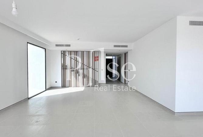 15599733 - صورة العقار 2