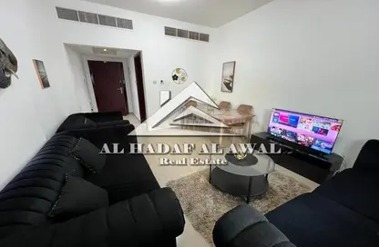 شقة - 2 غرف نوم - 2 حمامات للايجار في أبراج سرور - الخان - الشارقة