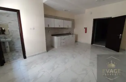 Apartment - Studio - 1 Bathroom for rent in Al Jurf Industrial 2 - Al Jurf Industrial - Ajman