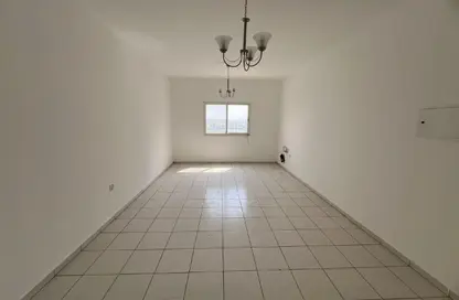 Apartment - Studio - 1 Bathroom for rent in New Al Taawun Road - Al Taawun - Sharjah