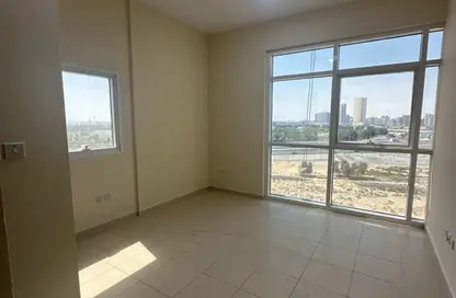 شقة - غرفة نوم - 2 حمامات للايجار في بوابة السيليكون رقم 4 - بوابات السيليكون - واحة السيليكون - دبي