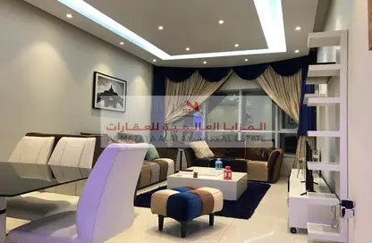 شقة - غرفة نوم - 2 حمامات للايجار في رشيد تاور 3 - التعاون - الشارقة
