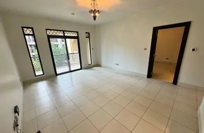 Apartment - 1 Bedroom - 2 Bathrooms for rent in Zaafaran 4 - Zaafaran - Old Town - Dubai