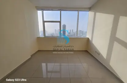 شقة - غرفة نوم - 1 حمام للايجار في تايجر القادسية - النهدة - الشارقة