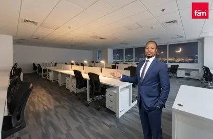 Office Space - Studio for sale in Bay Square Building 8 - Bay Square - Business Bay - Dubai