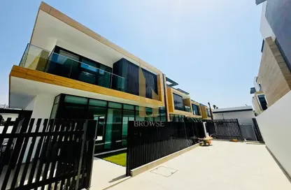 Villa - 5 Bedrooms - 5 Bathrooms for rent in Jumeirah 1 Villas - Jumeirah 1 - Jumeirah - Dubai