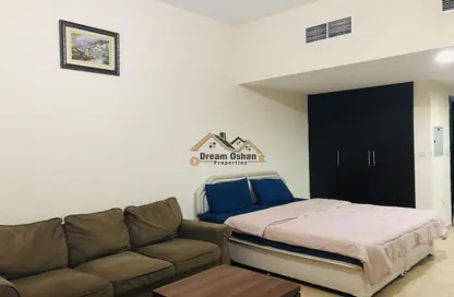Apartment - Studio - 1 Bathroom for rent in Silicon Gates 1 - Silicon Gates - Dubai Silicon Oasis - Dubai