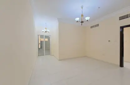 شقة - 2 غرف نوم - 3 حمامات للايجار في برج الكوث - النهدة - الشارقة