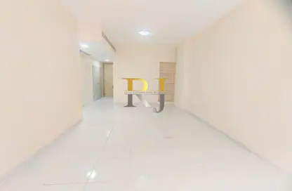 Apartment - 2 Bedrooms - 2 Bathrooms for rent in Golden Sands 8 - Mankhool - Bur Dubai - Dubai