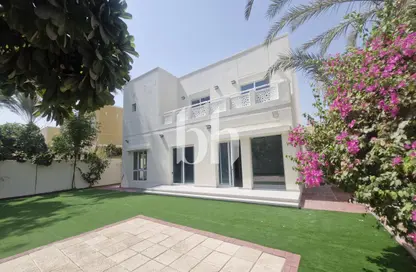 Villa - 5 Bedrooms - 5 Bathrooms for rent in Meadows 2 - Meadows - Dubai