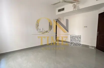 Apartment - 1 Bedroom - 2 Bathrooms for rent in Al Jurf 2 - Al Jurf - Ajman Downtown - Ajman
