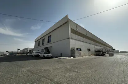 Warehouse - Studio for rent in Phase 2 - Dubai Investment Park - Dubai