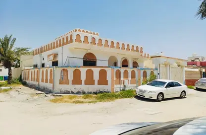 Villa - Studio - 3 Bathrooms for sale in Al Sabkha - Al Riqqa - Sharjah Villa - Studio - 3 Bathrooms for sale in Al Sabkha - Al Riqqa - Sharjah