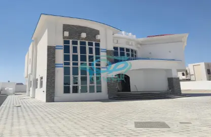 فيلا - 5 غرف نوم - 5 حمامات للايجار في مدينة زايد (مدينة خليفة ج) - مدينة خليفة - أبوظبي