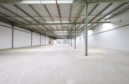 Warehouse - Studio for rent in Al Fattan Sky Tower 1 - Al Fattan Sky Towers - Umm Ramool - Dubai