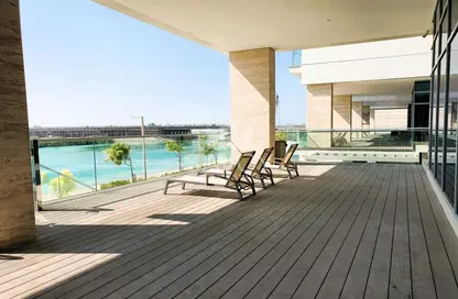 Terrace image for: Apartment - 2 Bedrooms - 3 Bathrooms for sale in Oasis Residences - Shams Abu Dhabi - Al Reem Island - Abu Dhabi, Image 1