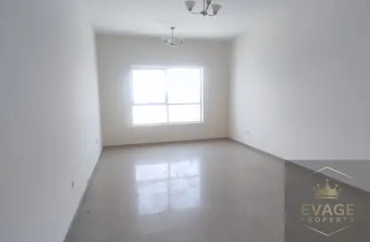 Apartment - 2 Bedrooms - 3 Bathrooms for rent in Al Rumailah building - Al Rumailah 2 - Al Rumaila - Ajman
