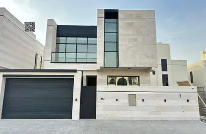 Villa - 5 Bedrooms - 7 Bathrooms for sale in Al Amira Village - Al Yasmeen - Ajman