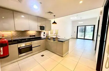 شقة - غرفة نوم - 2 حمامات للبيع في برج ريجيل - الضاحية 10 - قرية الجميرا سركل - دبي