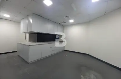 Office Space - Studio for rent in Sama Tower - Electra Street - Abu Dhabi
