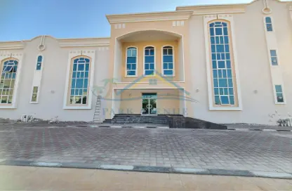 Apartment - 3 Bedrooms - 4 Bathrooms for rent in Mohamed Bin Zayed Centre - Mohamed Bin Zayed City - Abu Dhabi