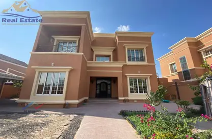Villa - 5 Bedrooms - 5 Bathrooms for rent in Al Barsha 3 - Al Barsha - Dubai