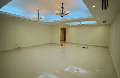 Apartment - 3 Bedrooms - 4 Bathrooms for sale in Al Majaz 2 - Al Majaz - Sharjah