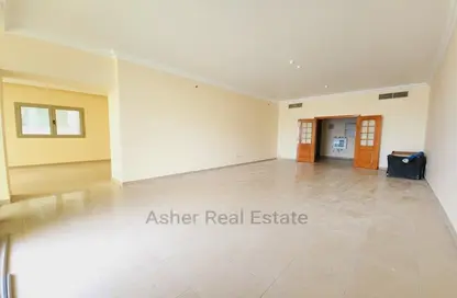 Apartment - 4 Bedrooms - 6 Bathrooms for rent in Safia Tower - Al Majaz 3 - Al Majaz - Sharjah