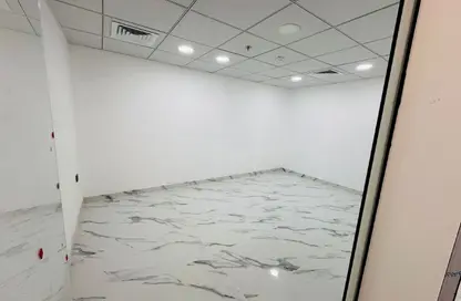 Office Space - Studio for rent in The Court Tower - Business Bay - Dubai