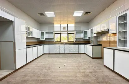 شقة - 3 غرف نوم - 3 حمامات للايجار في فيلات مدينة خليفة آيه - مدينة خليفة أ - مدينة خليفة - أبوظبي