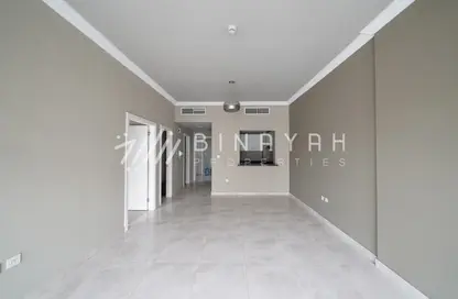 Empty Room image for: Apartment - 1 Bedroom - 2 Bathrooms for sale in Axis silver 1 - Dubai Silicon Oasis - Dubai, Image 1