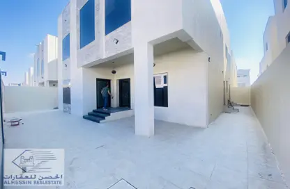 فيلا - 5 غرف نوم - 7 حمامات للبيع في الحليو 2 - الحليو - عجمان