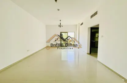 Apartment - 2 Bedrooms - 2 Bathrooms for rent in Al Khair Building - Dubai Silicon Oasis - Dubai