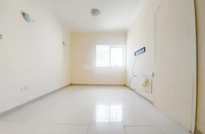 Empty Room image for: Apartment - 1 Bedroom - 2 Bathrooms for rent in Al Taawun Street - Al Taawun - Sharjah, Image 1